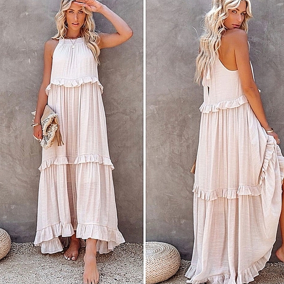 Listicle Dresses & Skirts - Listicle Halter neck maxi dress